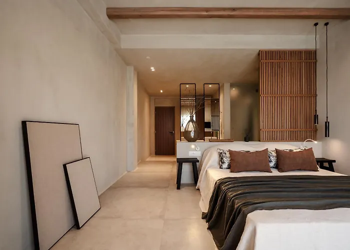 Tesoro Elegant Escapes-