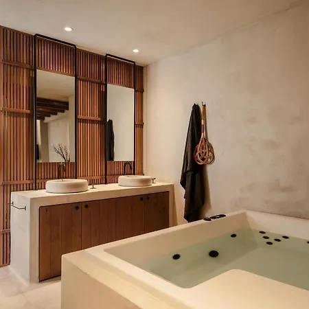 Tesoro Elegant Escapes- Apartmanhotel