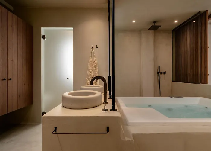 Tesoro Elegant Escapes- 4* Naxos City